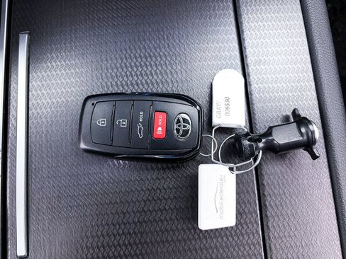 Used 2023 Toyota Sequoia TRD Pro AWD/4WD image 29
