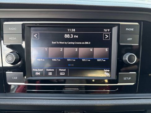 Used 2019 Volkswagen Jetta S image 28