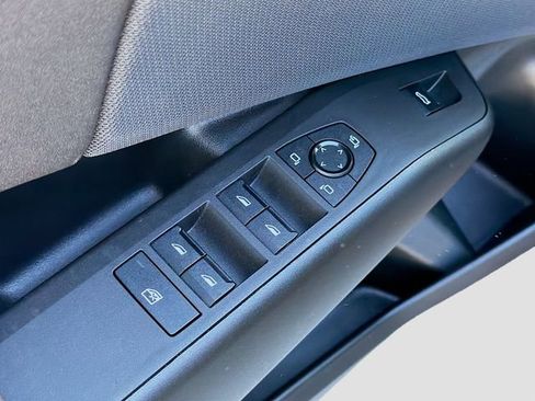 Used 2025 BMW X3 xDrive30i w/ Convenience Package image 23