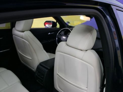 Used 2019 Cadillac XT4 Sport AWD/4WD image 10