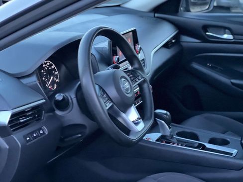 Used 2022 Nissan Altima 2.5 S image 15