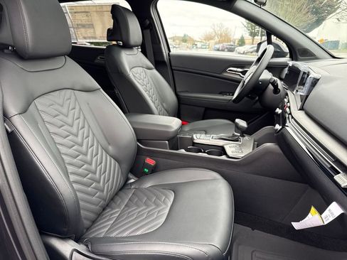 New 2026 Kia Sportage X-Line w/ X-Line Premium Package image 11