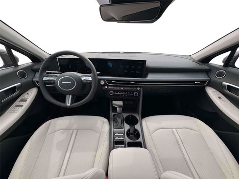 New 2026 Hyundai Sonata SE FWD image 32