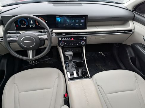 Certified 2025 Hyundai Tucson SEL image 13