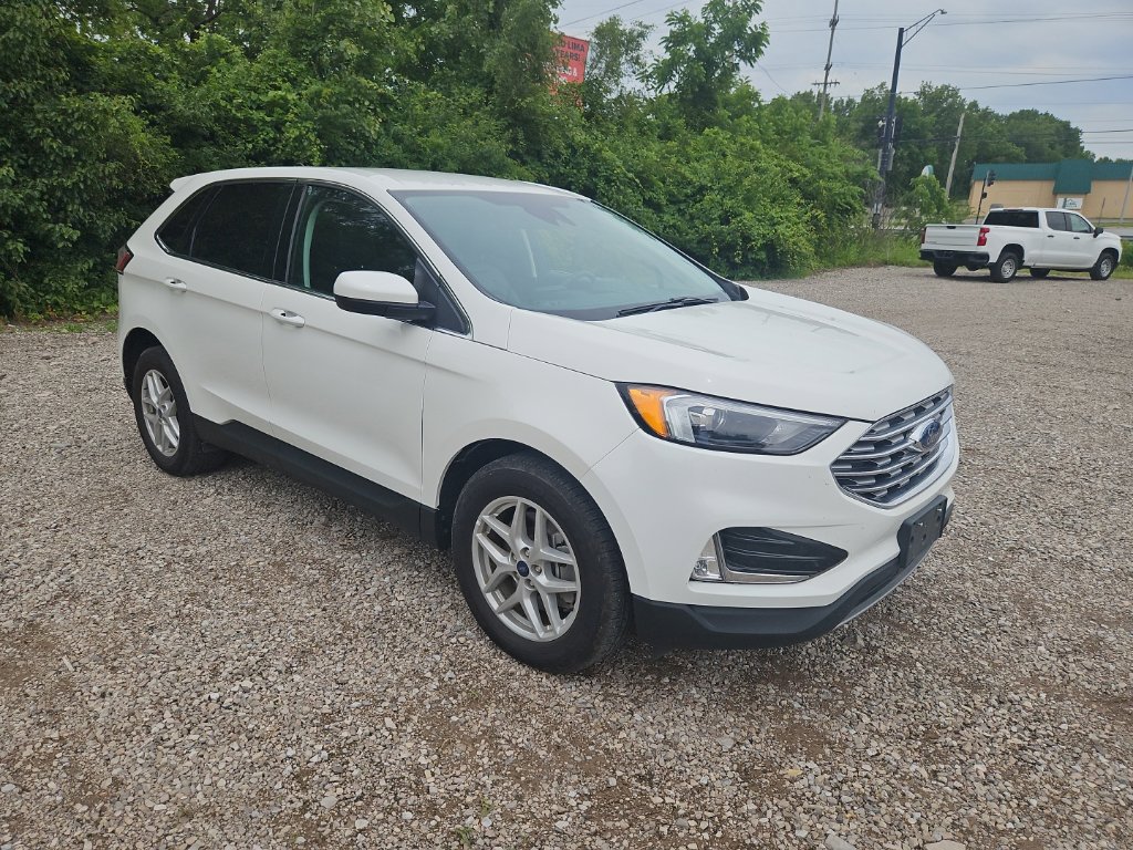 Used 2022 Ford Edge SEL w/ Convenience Package AWD/4WD image 2