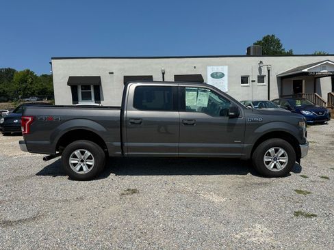 Used 2017 Ford F150 XLT w/ Equipment Group 301A Mid AWD/4WD image 4