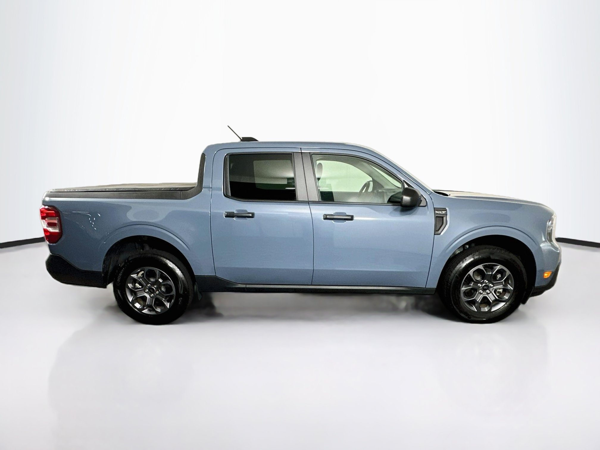 Used 2025 Ford Maverick XLT FWD image 10