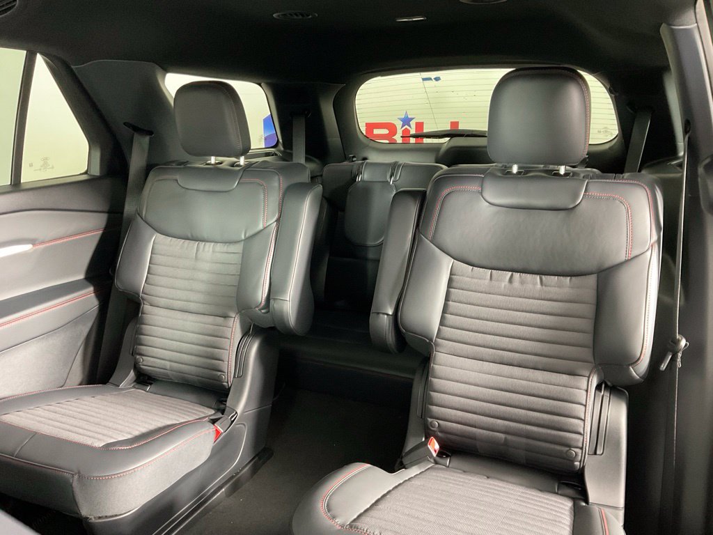 New 2027 Ford Explorer ST-Line RWD image 16