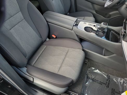New 2026 Nissan Rogue SV FWD image 18