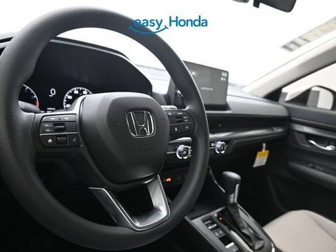Used 2026 Honda CR-V LX image 10