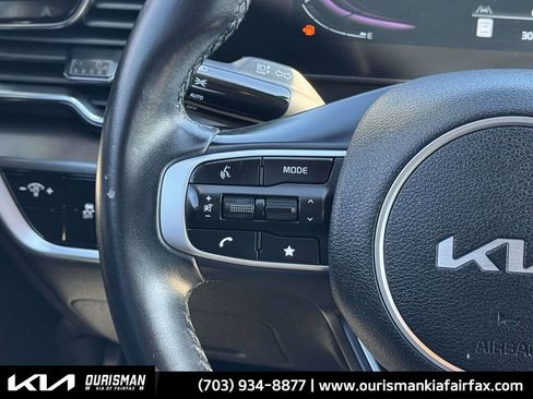 Used 2024 Kia Sportage EX image 17