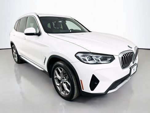Certified 2024 BMW X3 sDrive30i w/ Premium Package RWD image 3
