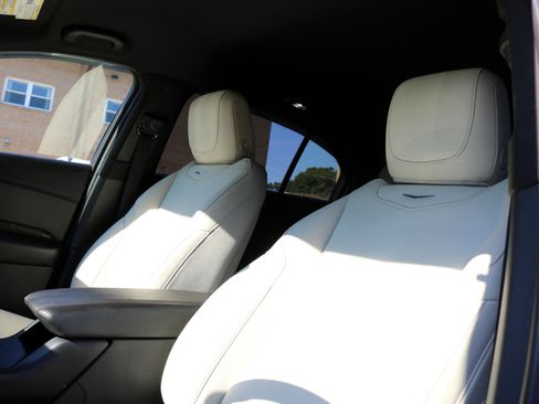 Used 2019 Cadillac XT4 Sport image 18