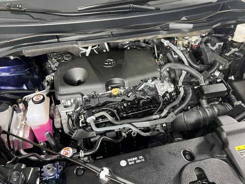 Used 2024 Toyota Sienna XLE image 36