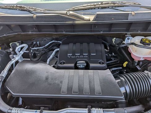 Used 2021 Chevrolet Silverado 1500 Custom w/ LPO, Dark Essentials Package AWD/4WD image 33