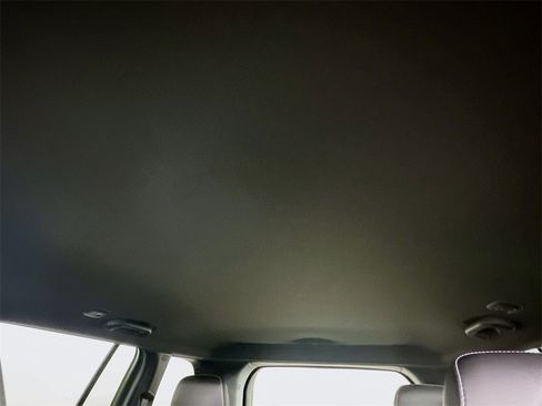 New 2025 Jeep Grand Cherokee Altitude image 14