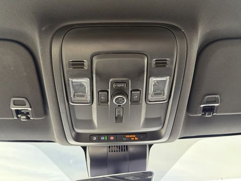 Used 2025 Chevrolet Tahoe RST w/ RST Performance Edition image 20