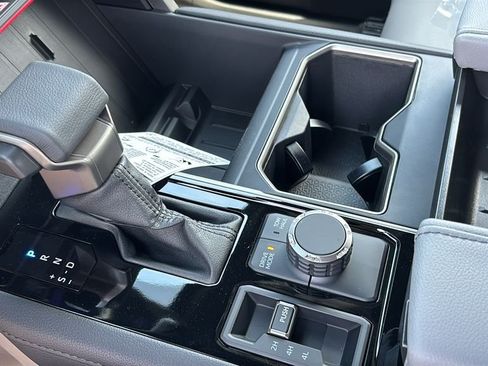 New 2026 Toyota Tundra Limited AWD/4WD image 23