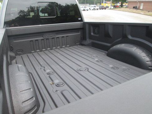 New 2025 Ford F350 XLT w/ Black Appearance Package image 28