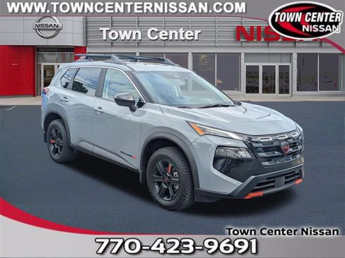 Used 2026 Nissan Rogue SV AWD/4WD image 1