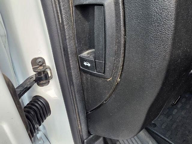 Used 2025 RAM ProMaster 2500 w/ Convenience Group FWD image 15