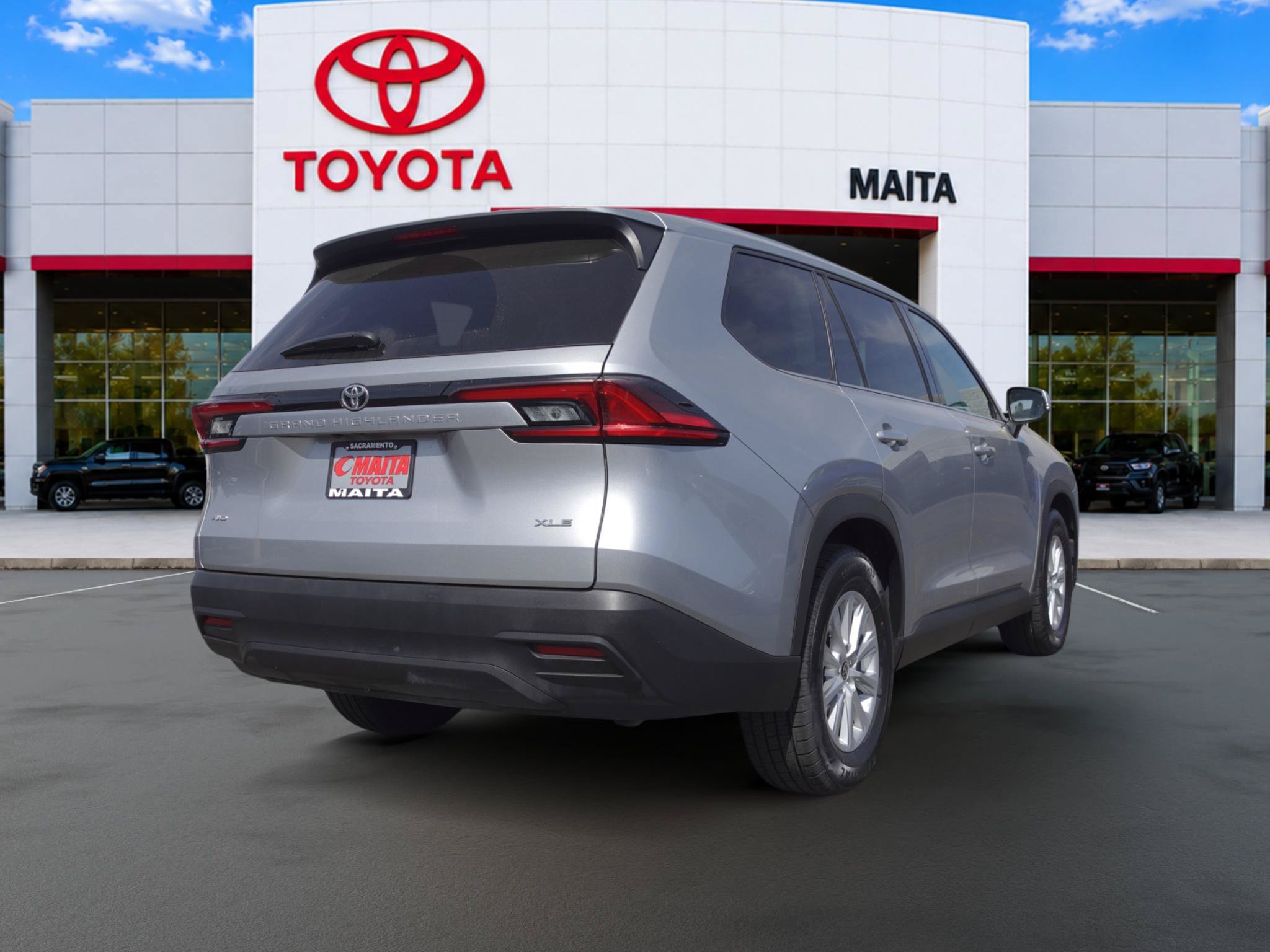 Certified 2025 Toyota Grand Highlander AWD image 3