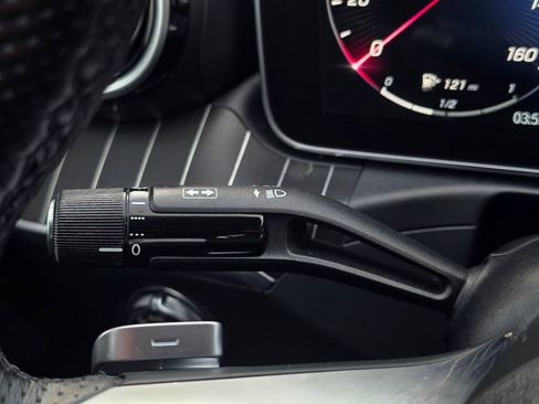 Used 2023 Mercedes-Benz C 300 4MATIC Sedan image 41