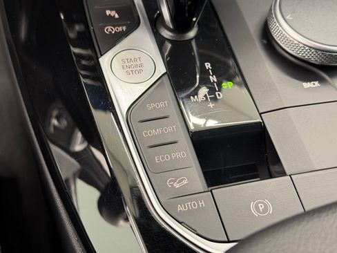 Certified 2024 BMW X3 xDrive30i w/ M Sport Package image 24