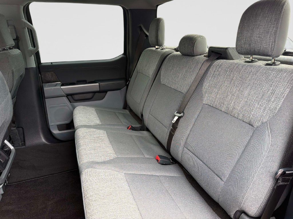 Used 2022 Ford F150 XLT w/ Equipment Group 302A High AWD/4WD image 14