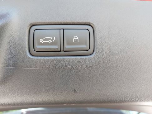 Certified 2025 Hyundai Santa Fe SEL image 12