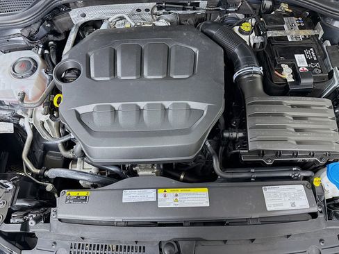 Used 2022 Volkswagen GTI Autobahn FWD image 29