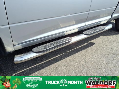 Used 2017 RAM 1500 Classic SLT image 11