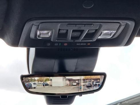 Used 2023 GMC Sierra 1500 Denali Ultimate image 13