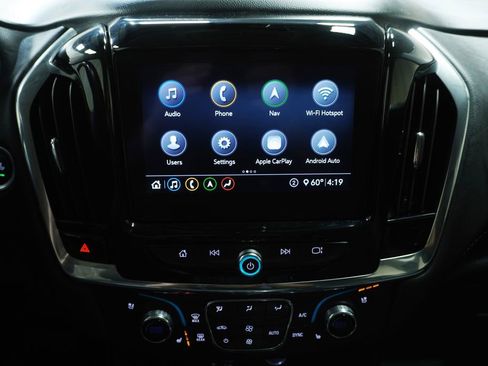 Used 2021 Chevrolet Traverse Premier image 21