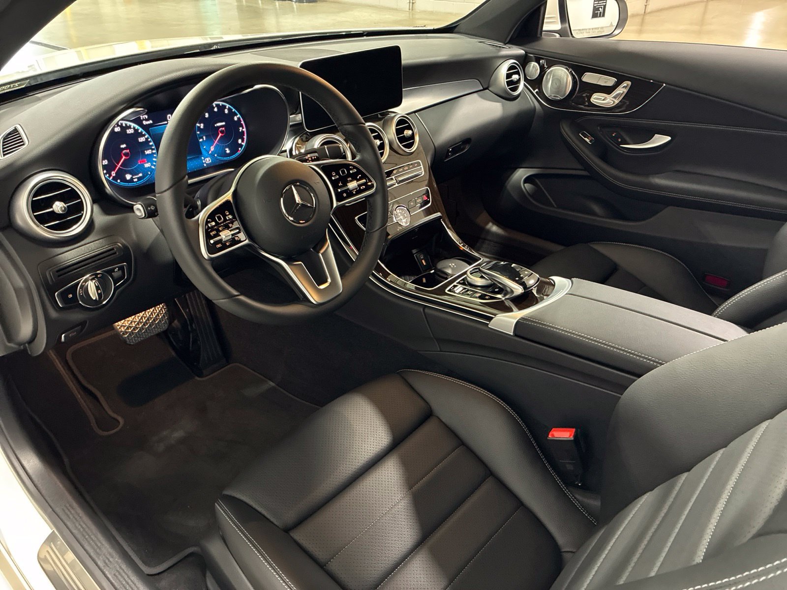 Used 2023 Mercedes-Benz C 300 4MATIC Coupe image 5