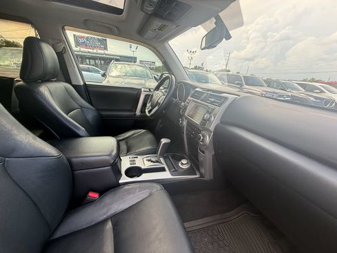 Used 2010 Toyota 4Runner Limited AWD/4WD image 25