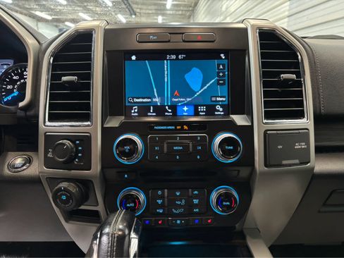 Used 2017 Ford F150 Lariat w/ Equipment Group 502A Luxury image 17