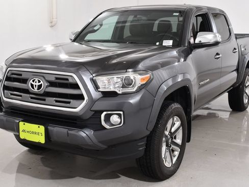 Used 2017 Toyota Tacoma Limited w/ Tow Package AWD/4WD image 2