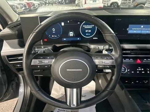 Certified 2024 Hyundai Sonata SEL w/ Convenience Package image 22