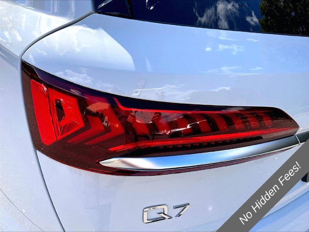 Used 2021 Audi Q7 2.0T Premium Plus w/ Premium Plus Package AWD/4WD image 27