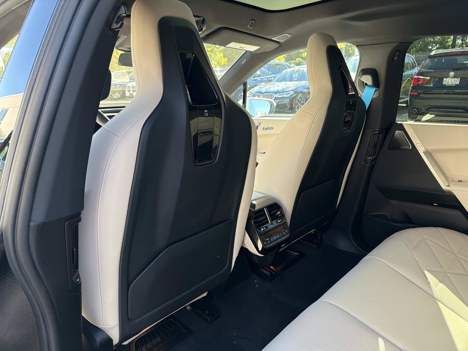 Certified 2024 BMW iX M60 w/ Luxury Package AWD/4WD image 23
