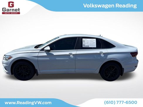 Used 2019 Volkswagen Jetta S w/ Driver Assistance Package FWD image 2