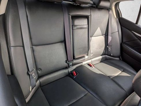 Used 2018 INFINITI Q50 Luxe RWD image 17