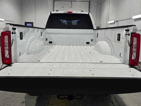 Used 2024 Ford F350 XLT w/ FX4 Off-Road Package image 14