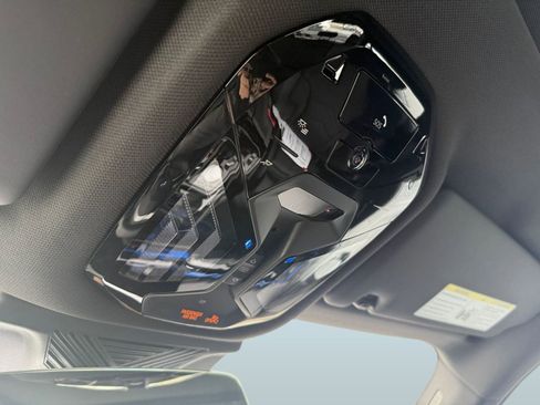 Used 2025 BMW i5 M60 w/ Premium Package image 18