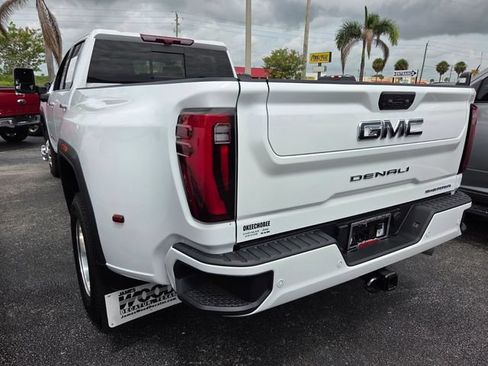 Used 2026 GMC Sierra 3500 Denali Ultimate AWD/4WD image 4