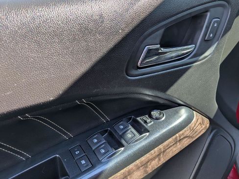 Used 2021 GMC Canyon Denali AWD/4WD image 13