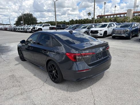 Used 2023 Honda Civic Sport image 6