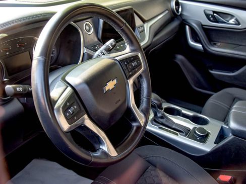 Used 2020 Chevrolet Blazer LT FWD image 21