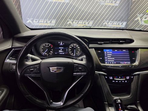 Used 2020 Cadillac XT6 Sport AWD/4WD image 17